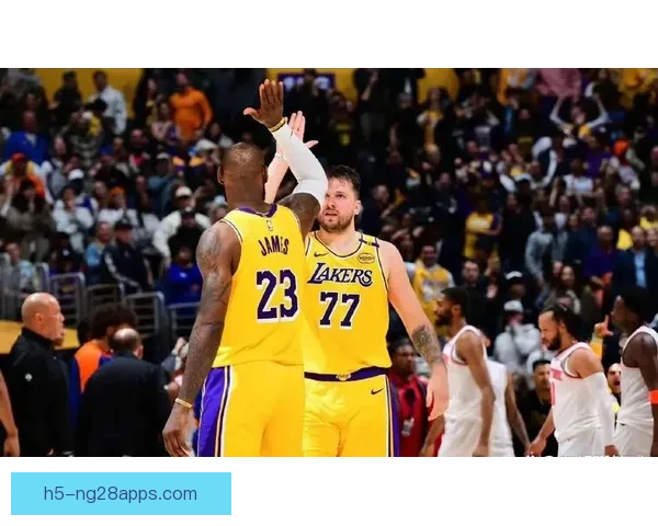 东契奇称百分别硬扣詹姆斯太难了